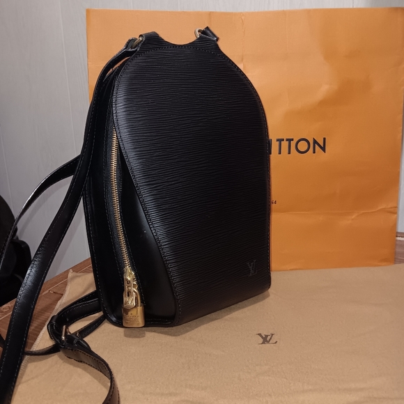Louis Vuitton Mabillon Backpack - Picture 7 of 7